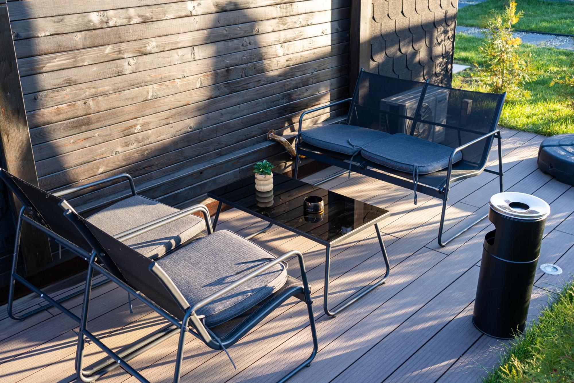 Glamp In Style Pods Resort Bran  Exterior photo