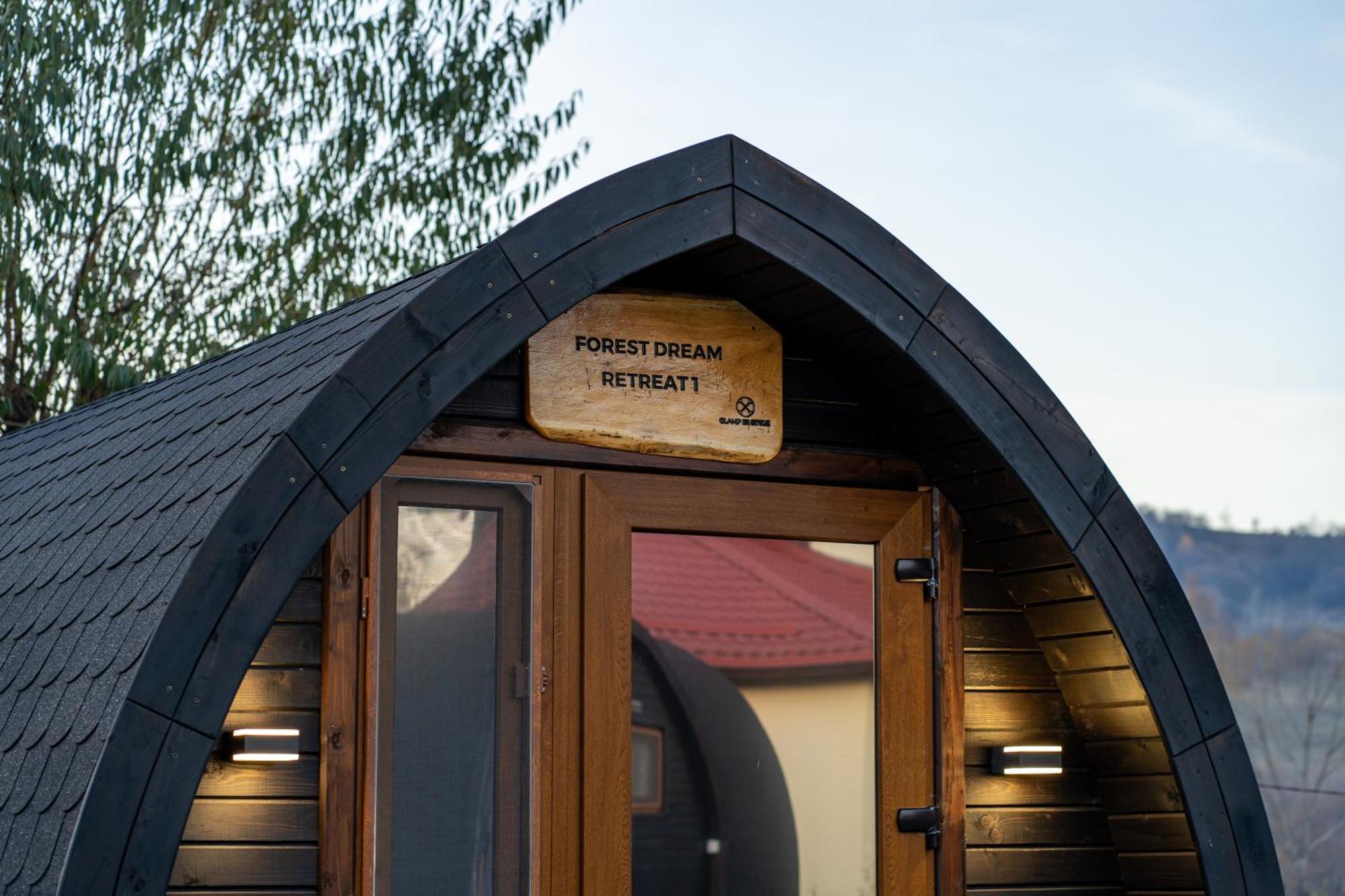 Glamp In Style Pods Resort Bran  Exterior photo